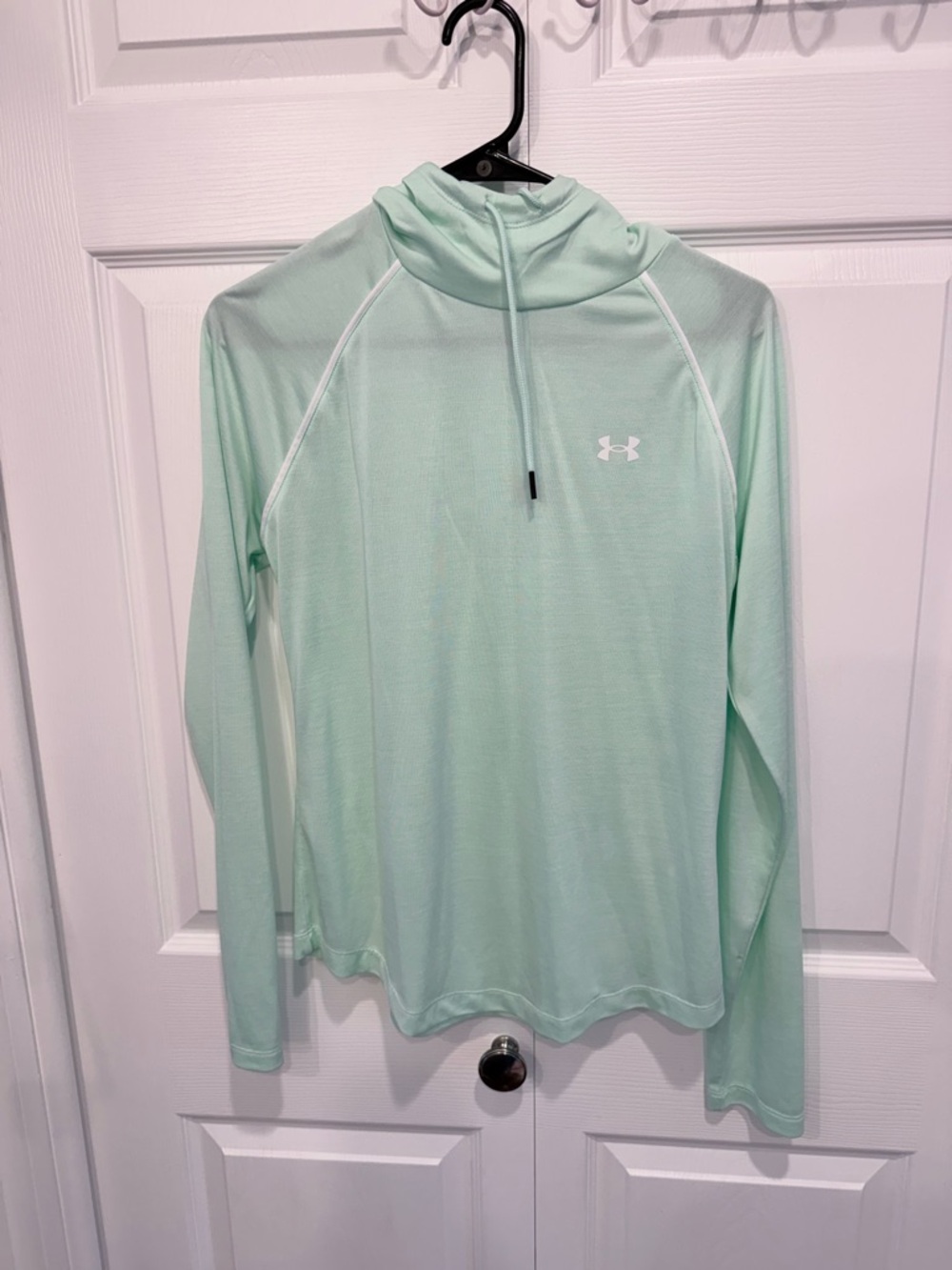 Under Armour Mint Green Lightweight Pullover Hoodie